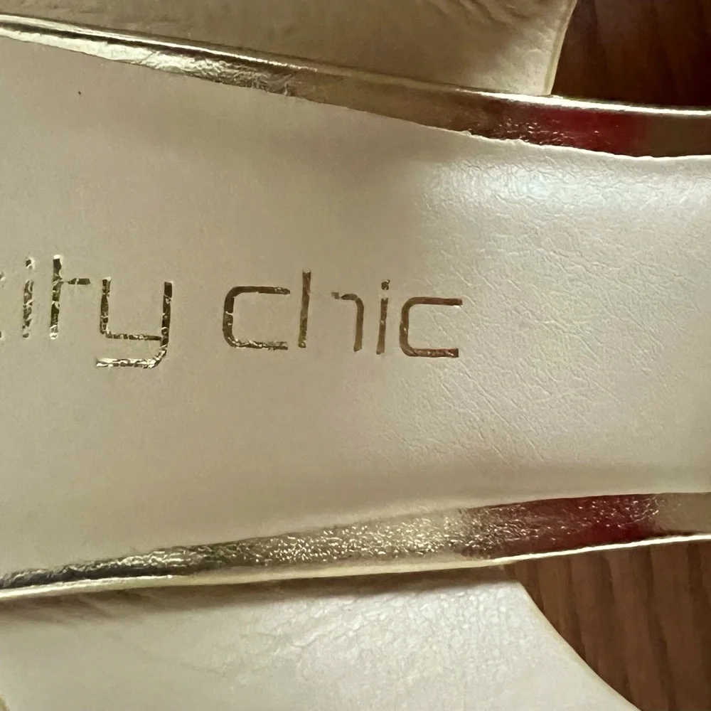 City Chic New Platform Heels Block Heel Ankle Strap Size 11 New With Tags